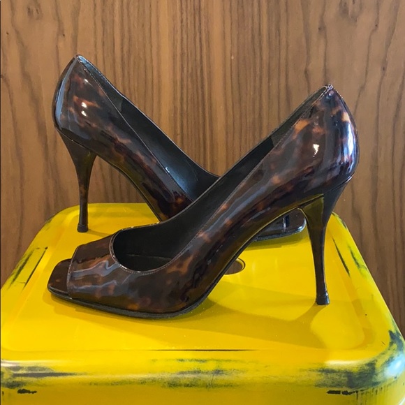 Stuart Weitzman Shoes - Stuart Weitzman | Tortoise Shell Open Toe Heel